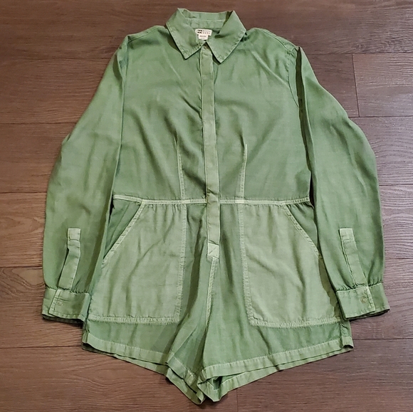 ๐ 2X HOST PICK ๐ BillaBong Gigi Twill Romper - Picture 9 of 16